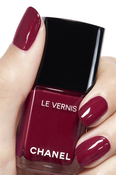 esmalte chanel .